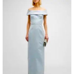 New with tags.  Teri Jon mother of the bride dress